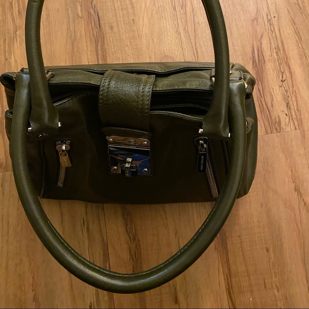 🌺Final Price w/Free Shipping🌺MICHAEL BY MICHAEL KORS (Dust Bag Added) - Picture 5 of 16